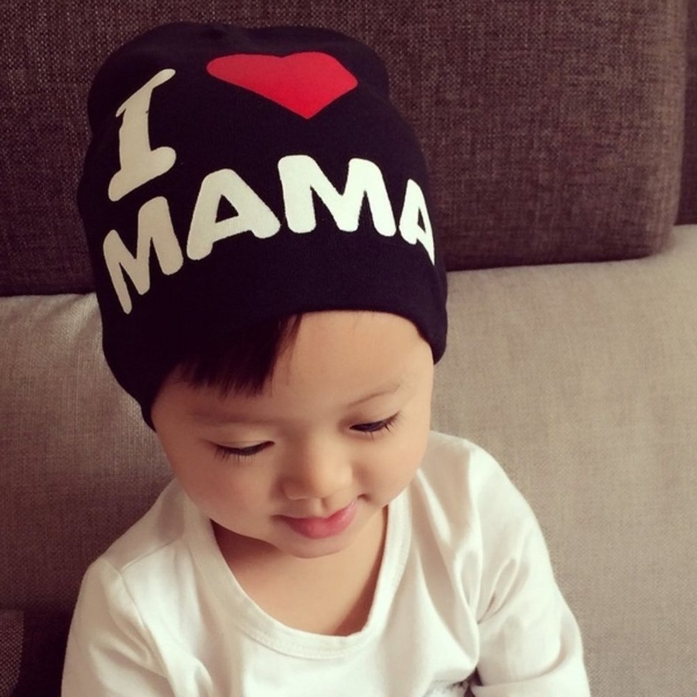 Adorable Childrens I Love Mama/ Papa Beanies